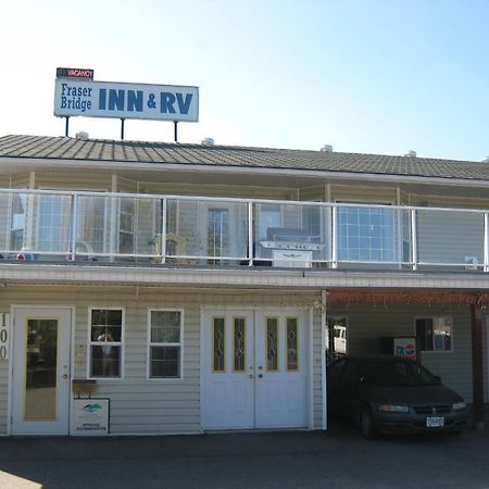 Fraser Bridge Inn And Rv Park Quesnel Buitenkant foto